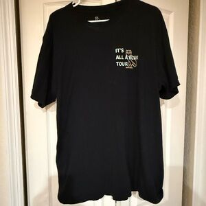 Drake Related “It’s all all a blur” 2023 tour shirt
